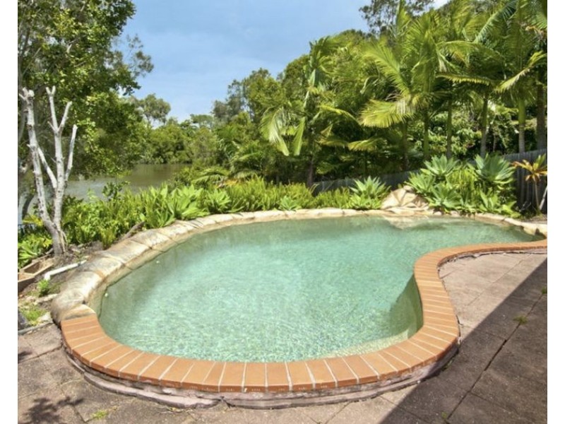 15 River Oak Dr, Helensvale QLD 4212
