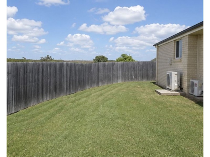 1 Donald Place, Brassall QLD 4305