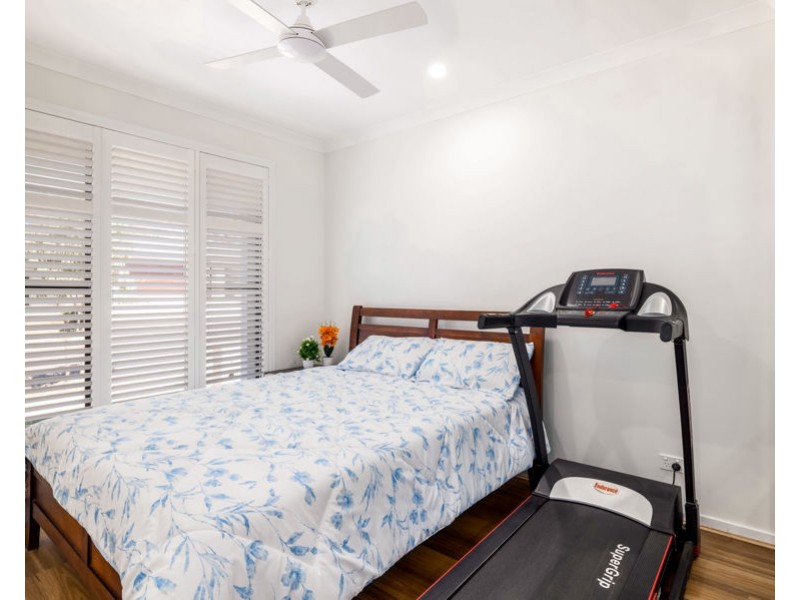 13 Edward Circuit, Deebing Heights QLD 4306