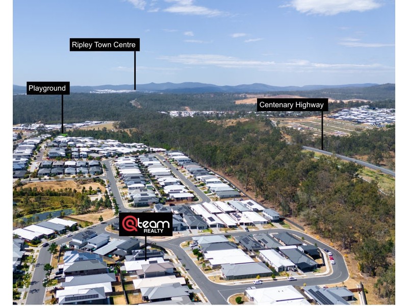 13 Edward Circuit, Deebing Heights QLD 4306
