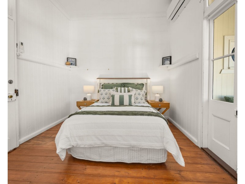 59 Lusitania St, Newtown QLD 4305