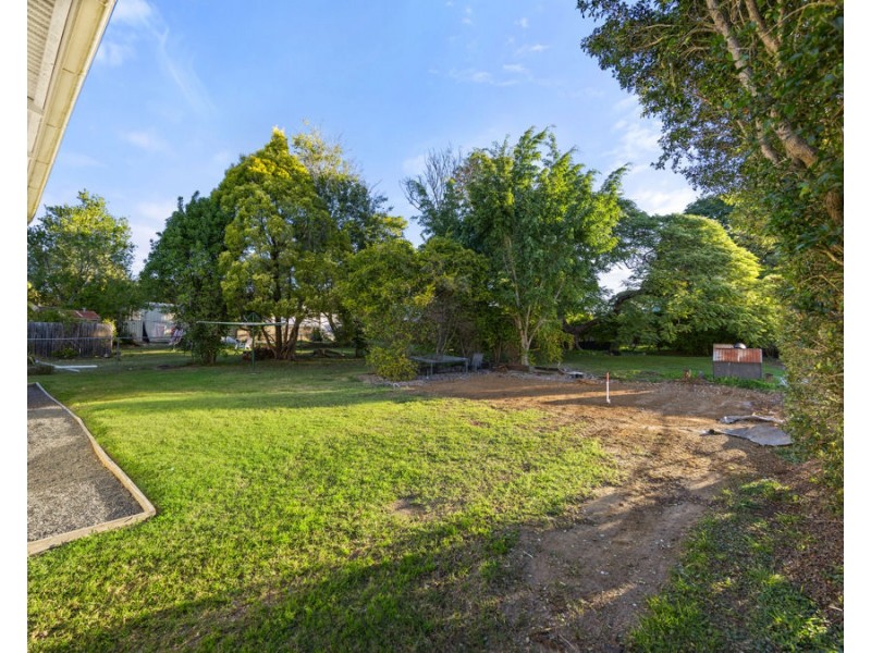 59 Lusitania St, Newtown QLD 4305