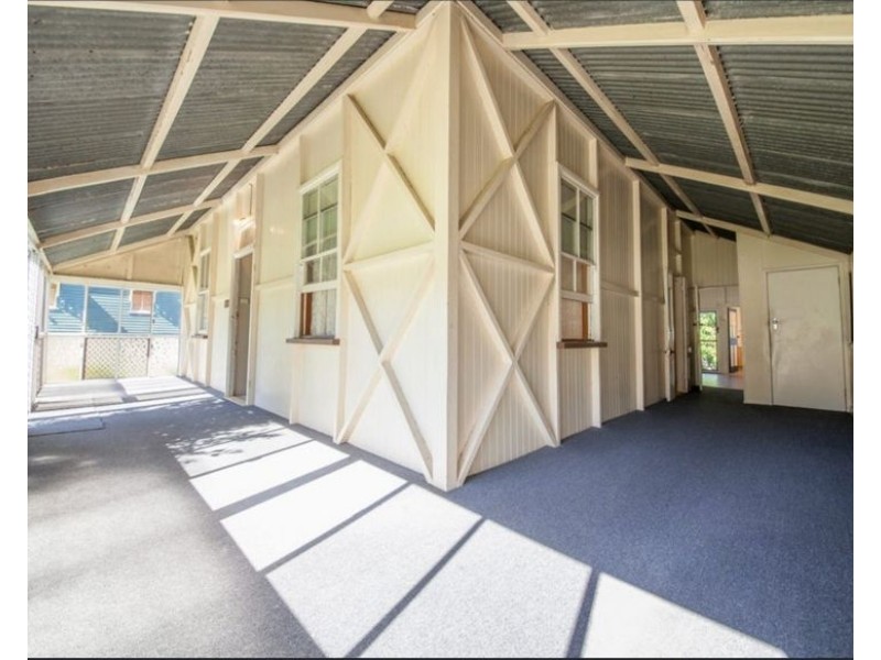 8 Shelley Street, Brassall QLD 4305