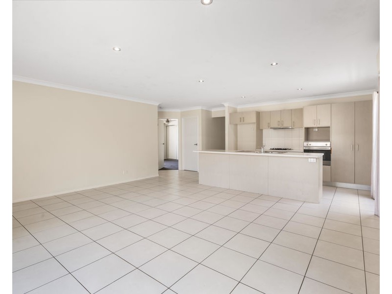 40 Glorious Prominade, Redbank Plains QLD 4301