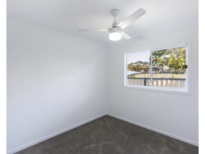 23A Winifred St, Kingston QLD 4114