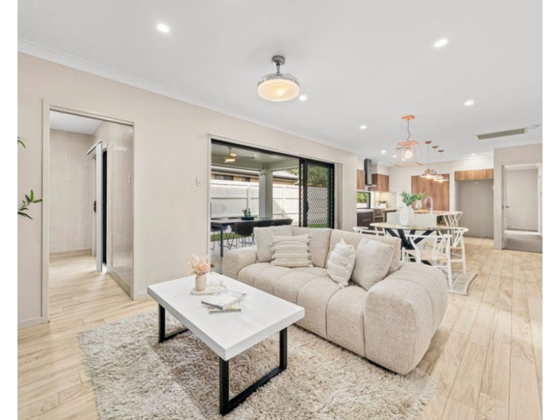 1 Cromwell Ct, Doolandella QLD 4077