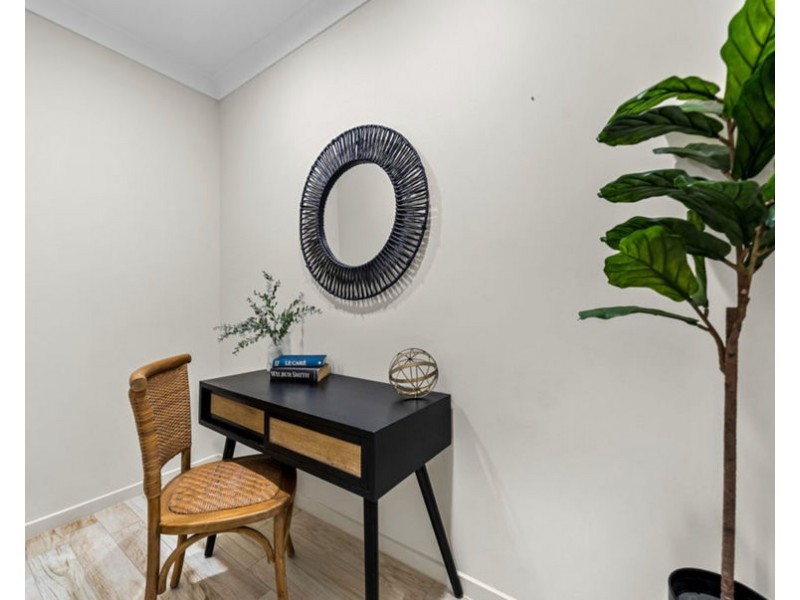 1 Cromwell Ct, Doolandella QLD 4077
