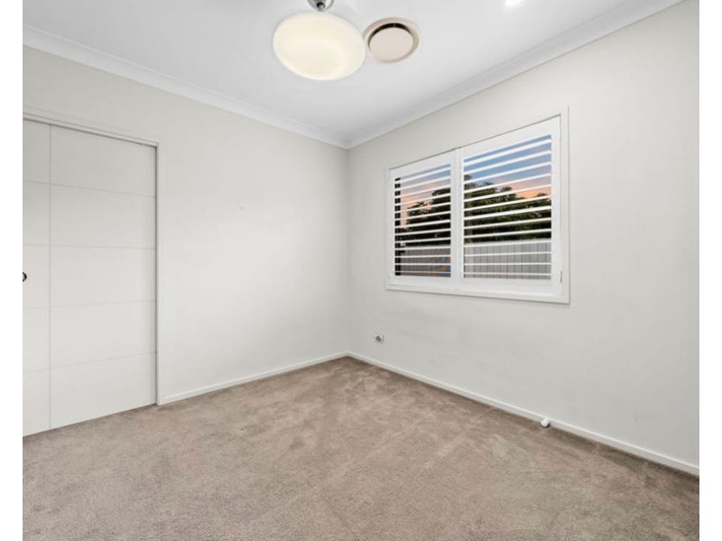 1 Cromwell Ct, Doolandella QLD 4077