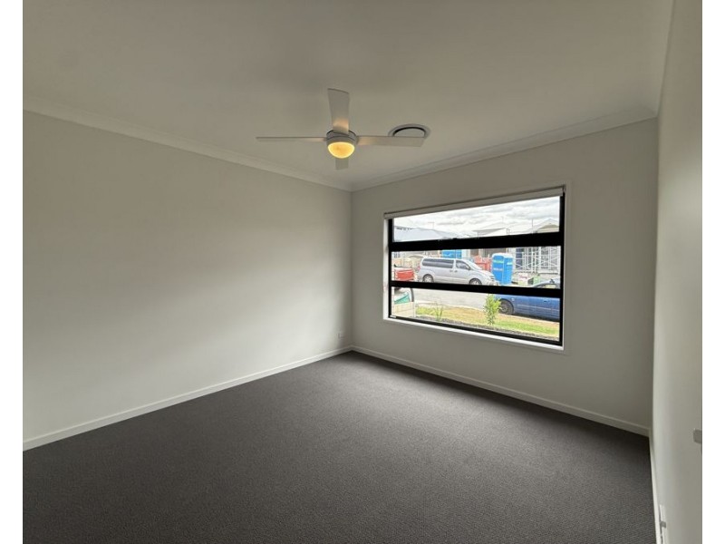 22 Leisure Way, Warner QLD 4500