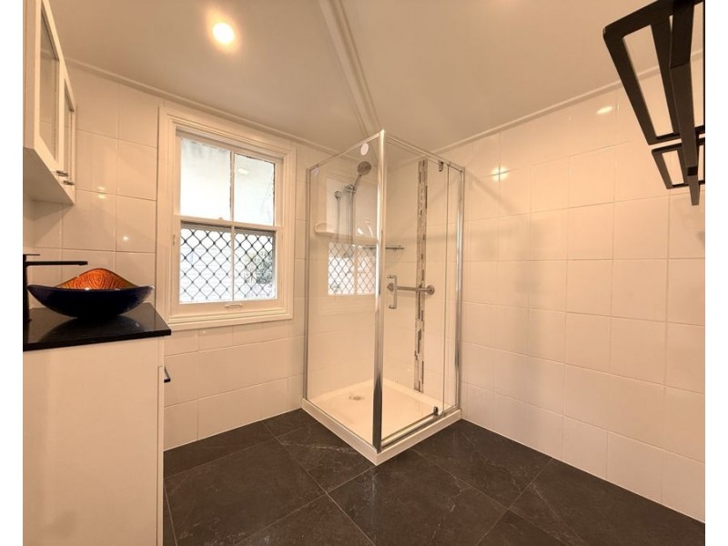 26 Pine Mountain Rd, North Ipswich QLD 4305
