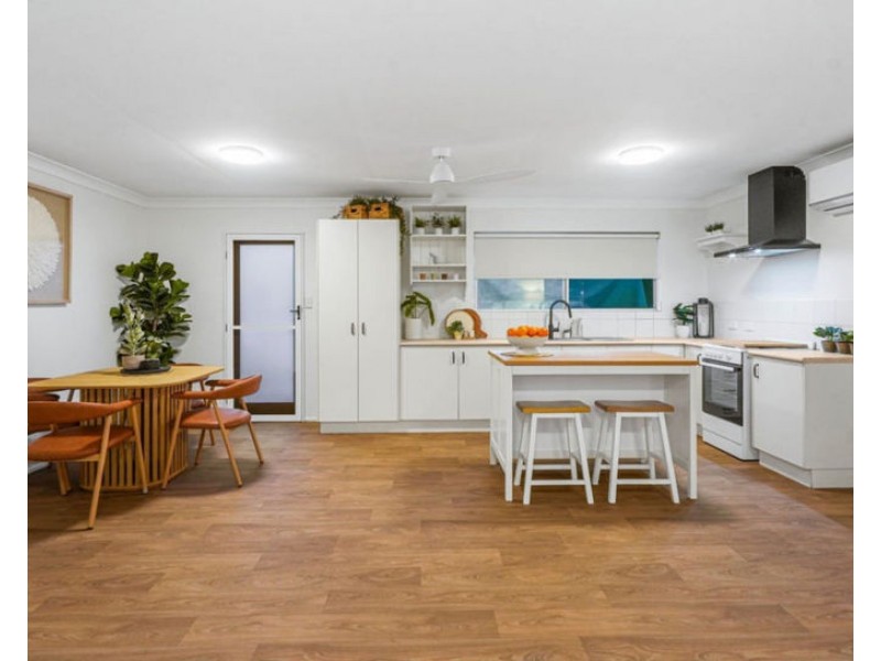 2/21 Lindsay St, Bundamba QLD 4304