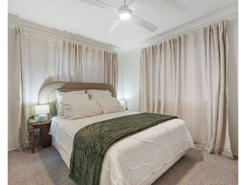 2/21 Lindsay St, Bundamba QLD 4304
