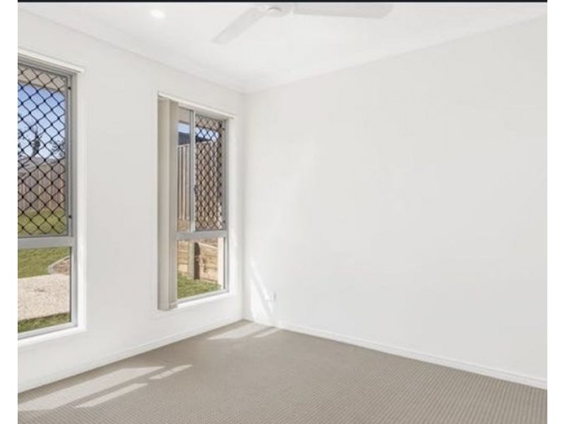 1/14 Prosperity Way, Brassall QLD 4305