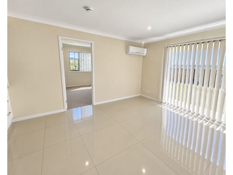 15B Mia Street, Wyreema QLD 4352