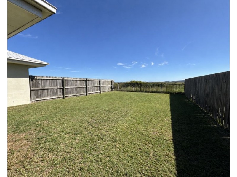15B Mia Street, Wyreema QLD 4352