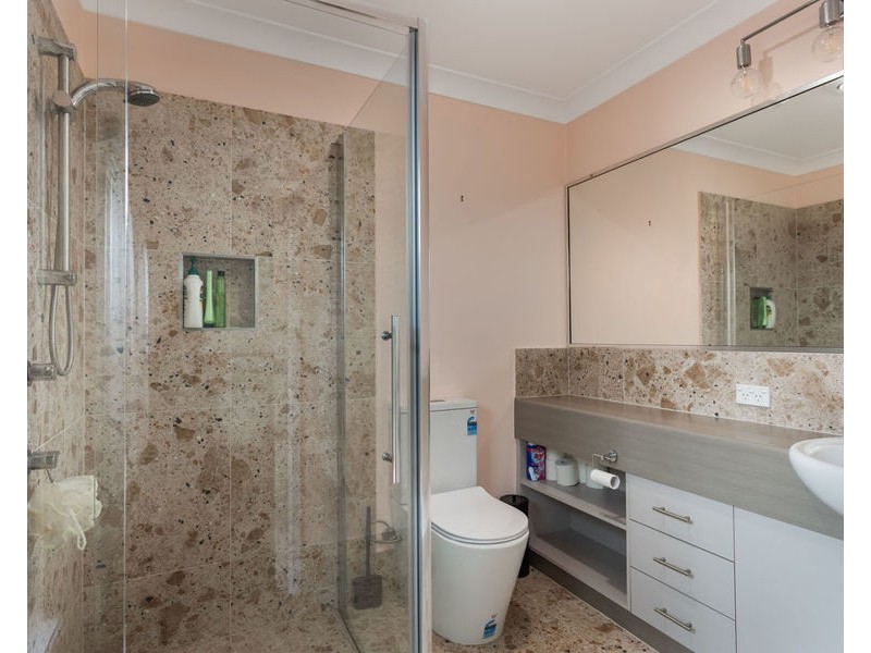 18 Salisbury Street, Darling Heights QLD 4350