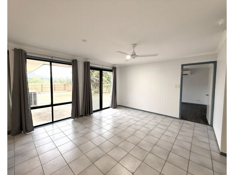 25 Nautilus Cl, Karalee QLD 4306