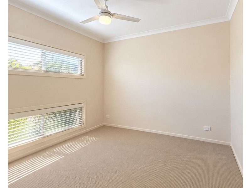 20 Arnaldo Avenue, Augustine Heights QLD 4300