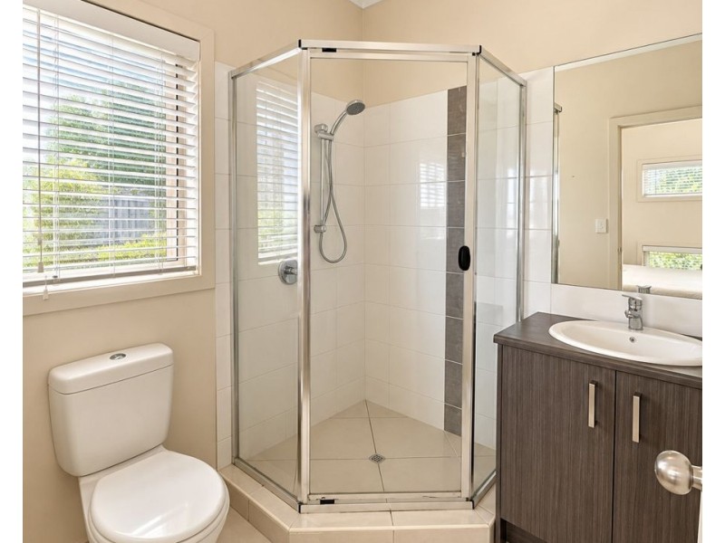 20 Arnaldo Avenue, Augustine Heights QLD 4300