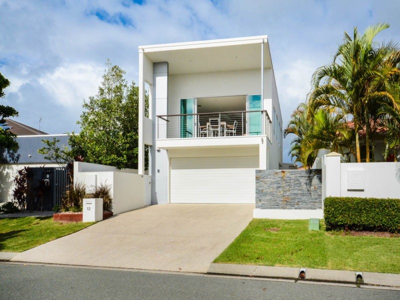 12 Barbuda Circuit, Parrearra QLD 4575