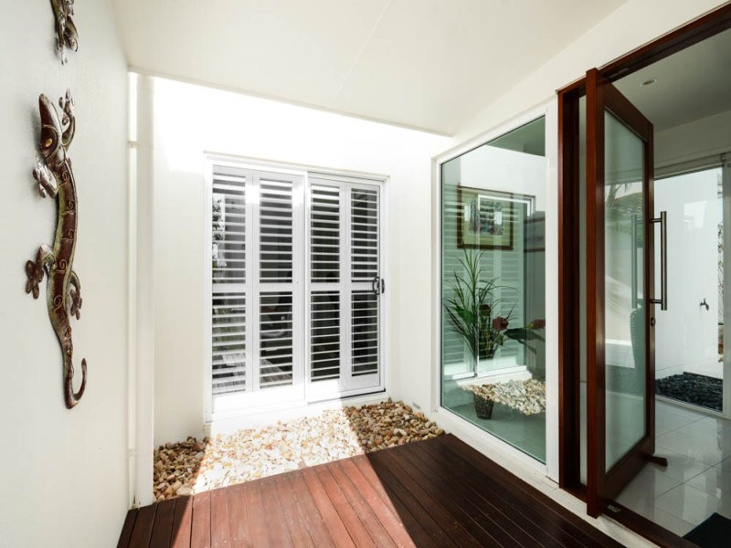 12 Barbuda Circuit, Parrearra QLD 4575