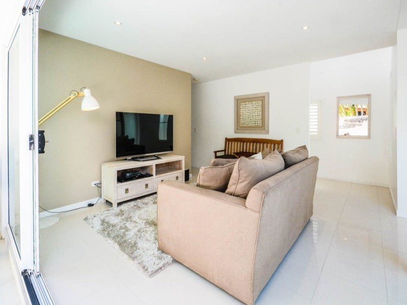 12 Barbuda Circuit, Parrearra QLD 4575