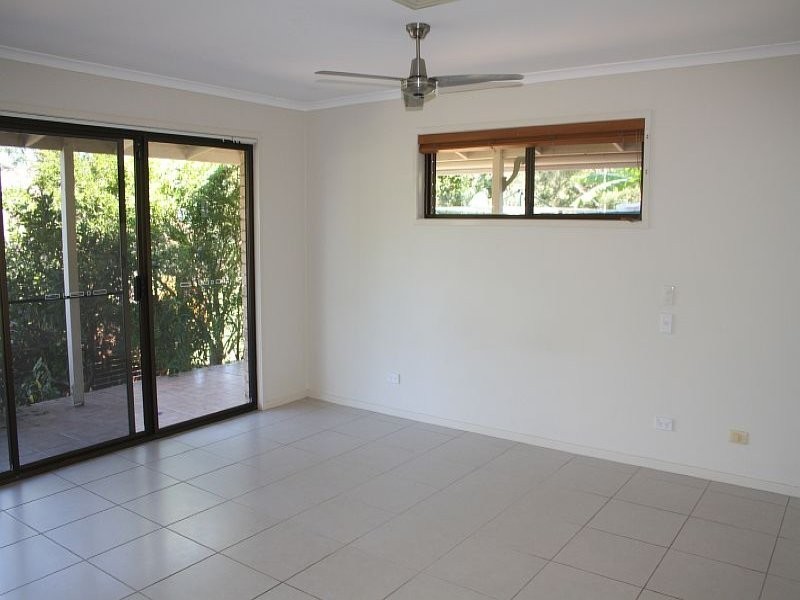 76 Winston Road, Palmwoods QLD 4555