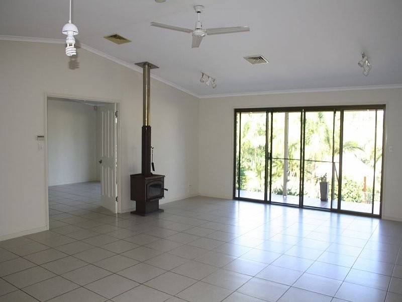 76 Winston Road, Palmwoods QLD 4555