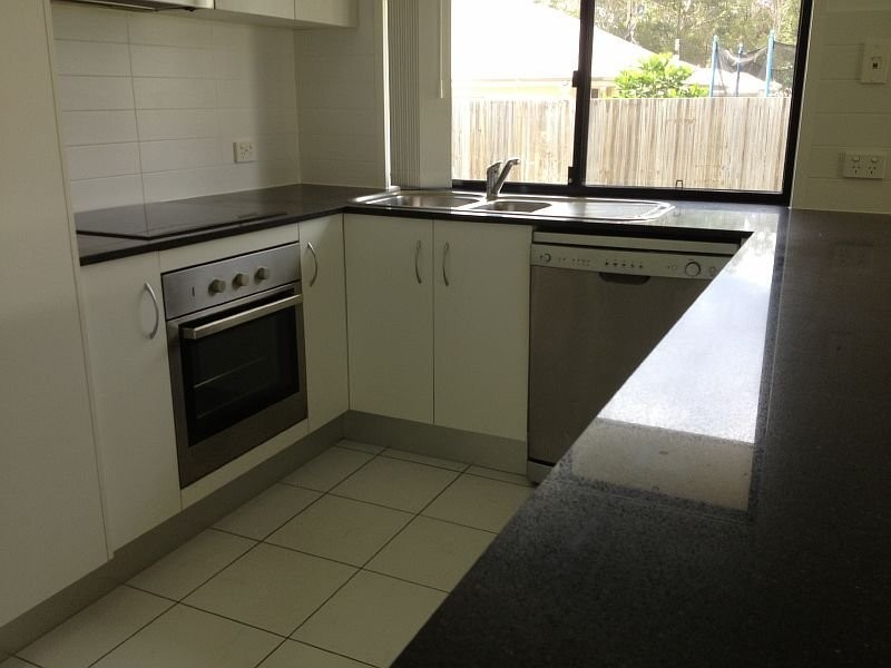 10 Whistler Place, Beerwah QLD 4519