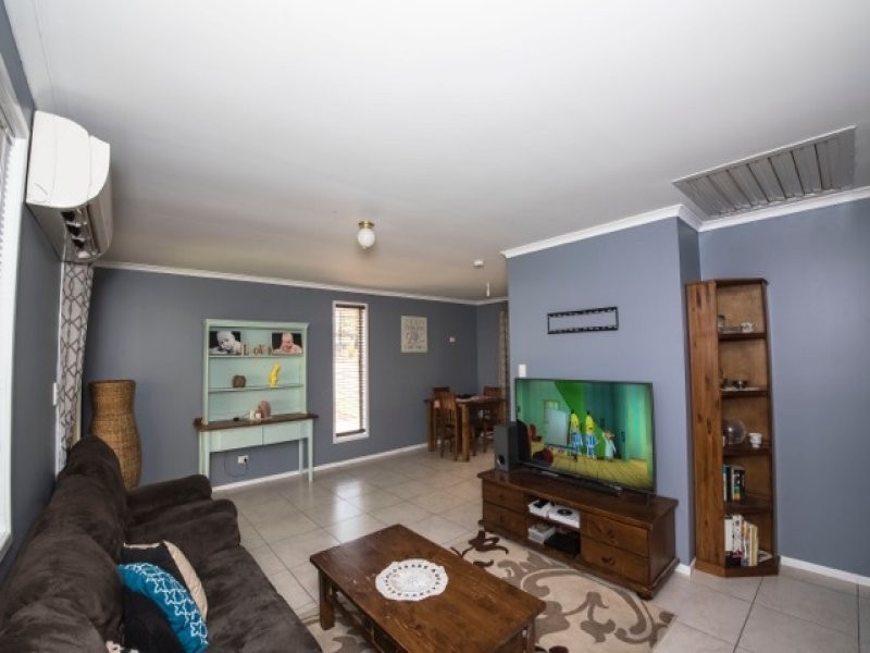 44 Chantilly Cres, Beerwah QLD 4519