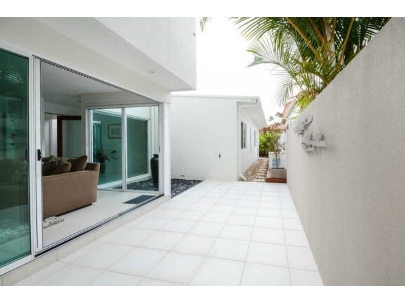 12 Barbuda Circuit, Parrearra QLD 4575