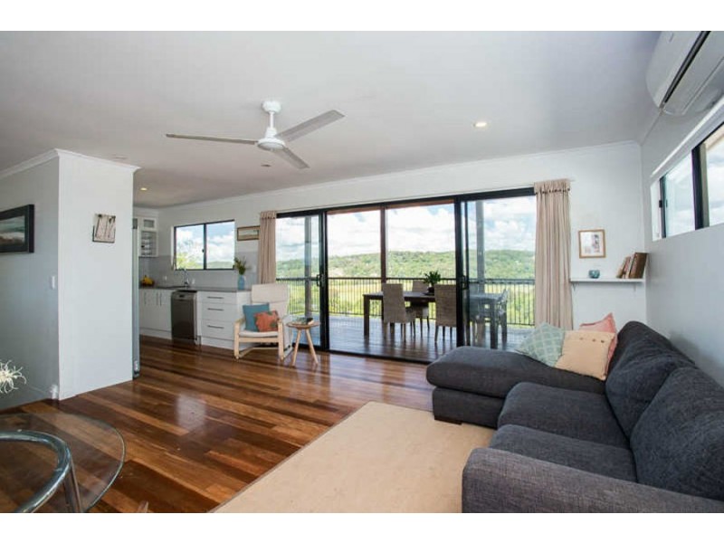 98 Francis Road, Bli Bli QLD 4560