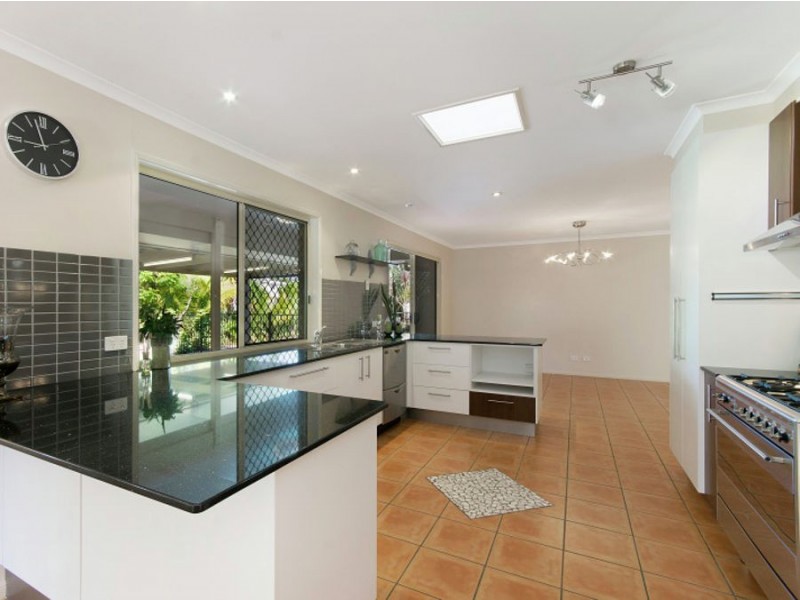 38 Rainbird Court, Palmwoods QLD 4555