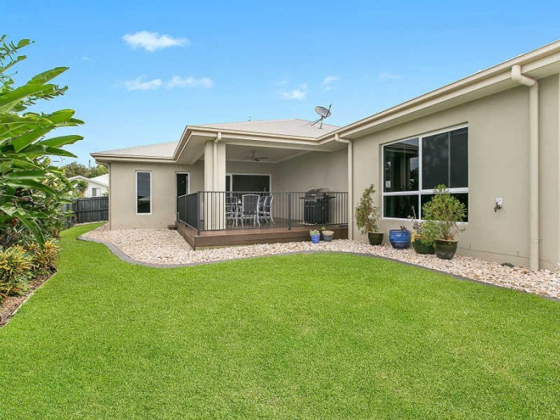 19 Kurrimine Cres, Mountain Creek QLD 4557