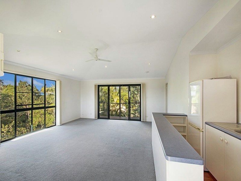 76 Winston Road, Palmwoods QLD 4555