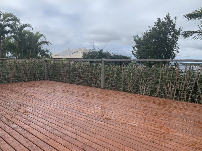 17 Kalinda Ave, Mooloolaba QLD 4557