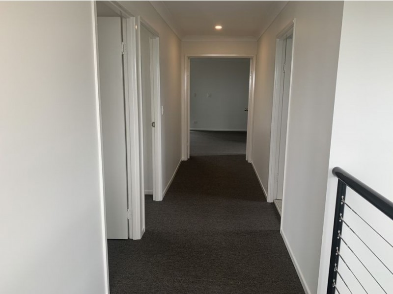 17 Kalinda Ave, Mooloolaba QLD 4557