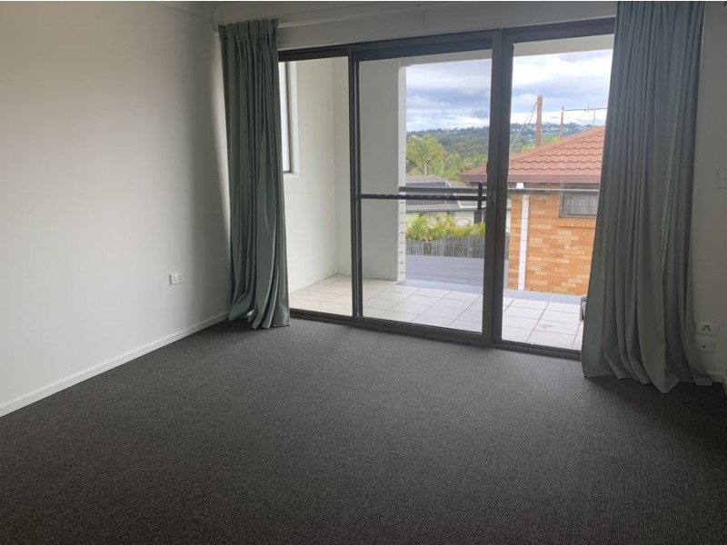 17 Kalinda Ave, Mooloolaba QLD 4557