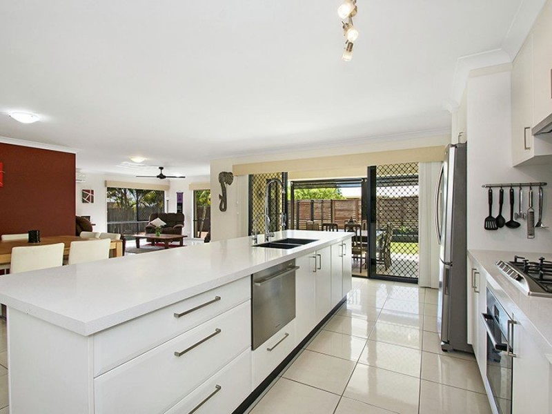 2 Clearwater Circuit, Bli Bli QLD 4560