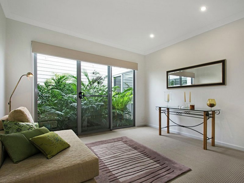 2/9 Palmyra Crescent, Buderim QLD 4556