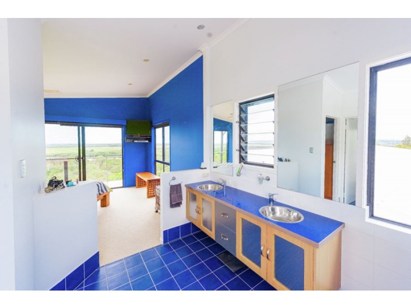 50 Twin Peaks Road, Bli Bli QLD 4560