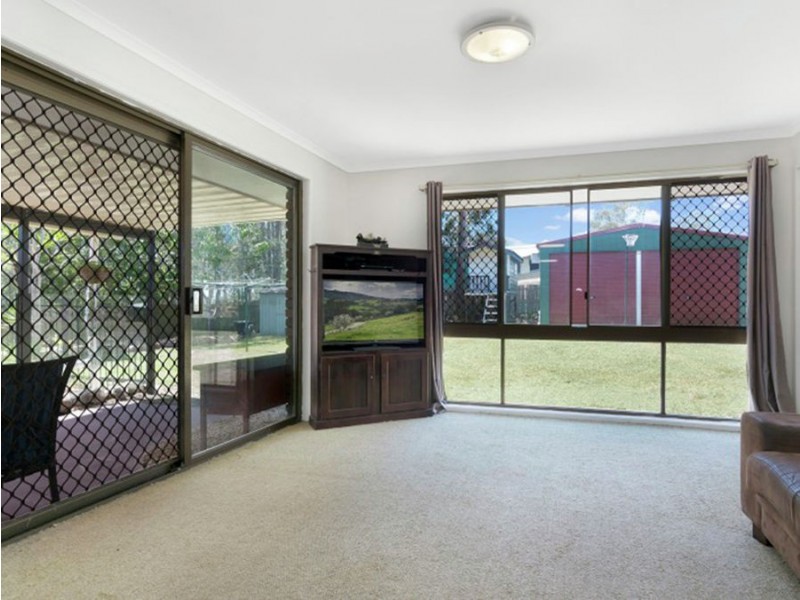 7 Goldsmith Court, Petrie QLD 4502