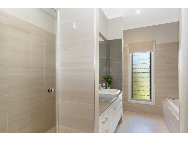 1 Tribulation Circuit, Buderim QLD 4556