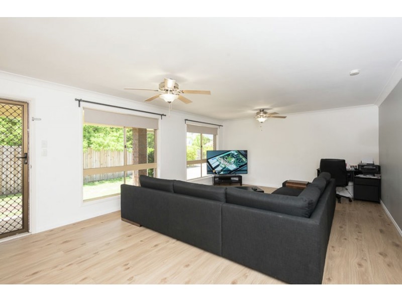 2/23 Kevin Grove, Caboolture South QLD 4510