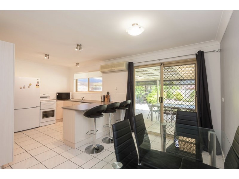 2/23 Kevin Grove, Caboolture South QLD 4510