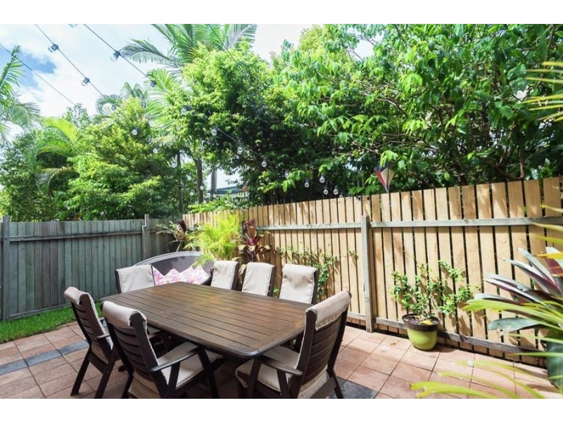110/1 Poinsettia Court, Mooloolaba QLD 4557