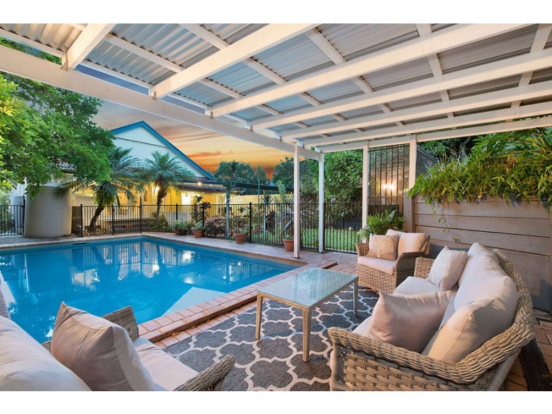 30 Nicklin Street, Coorparoo QLD 4151