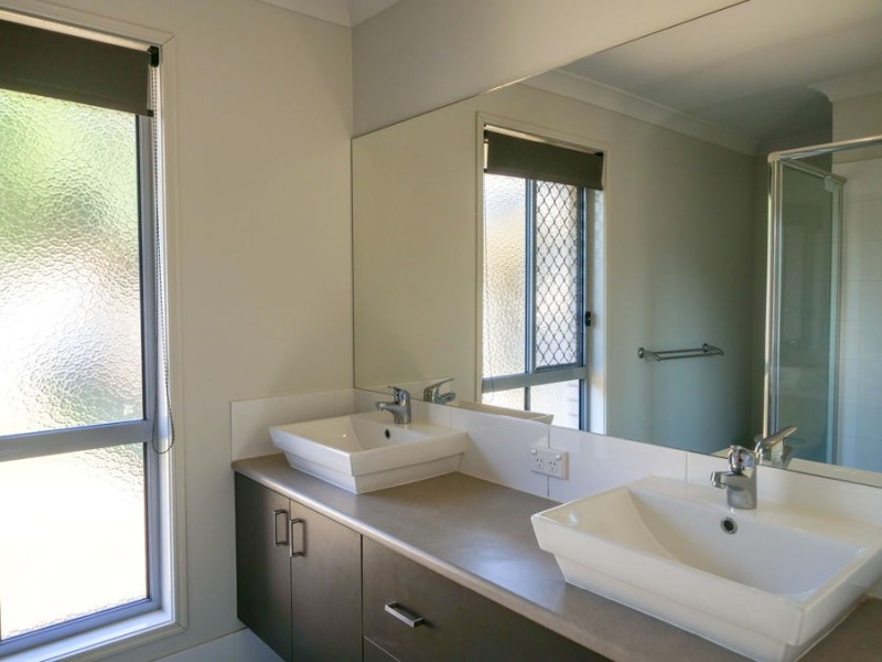 60 Van Beelen Street, Caboolture QLD 4510