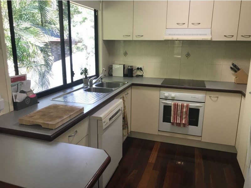 1 Summerfield Court, Bli Bli QLD 4560