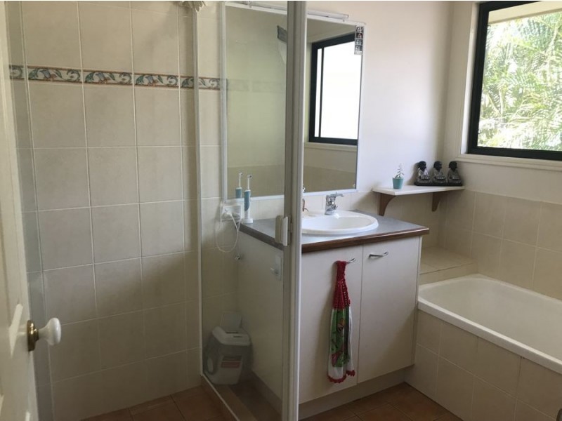 1 Summerfield Court, Bli Bli QLD 4560